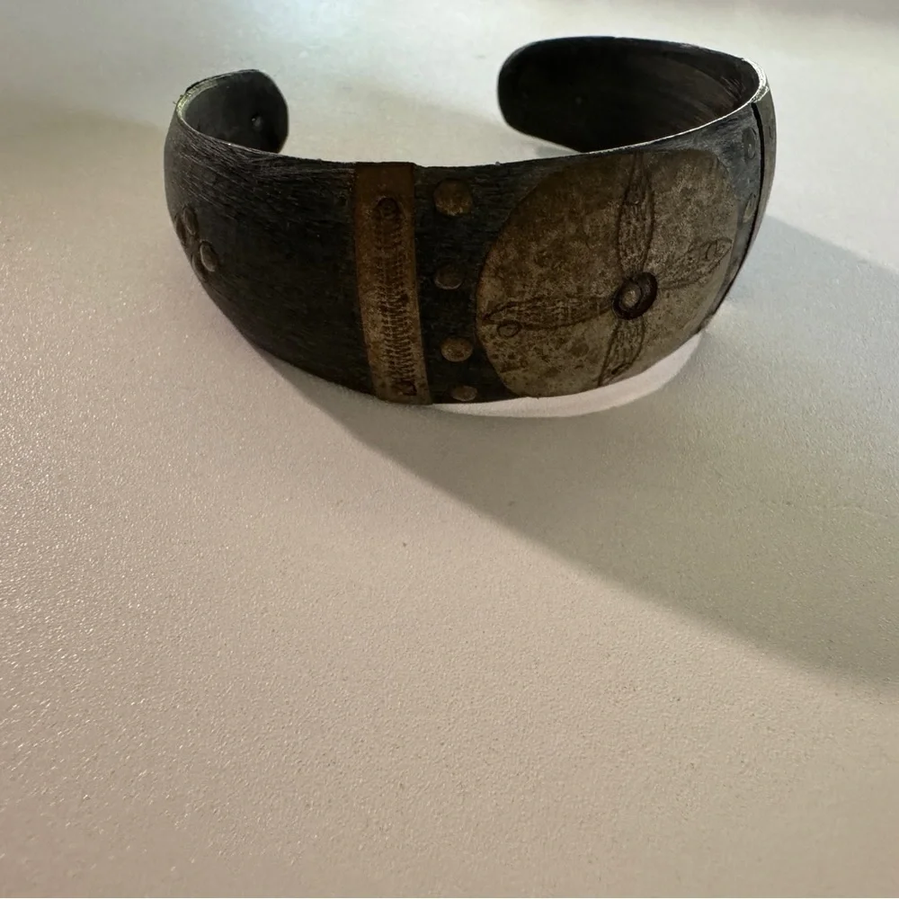 Vintage Style Wearable Bracelet